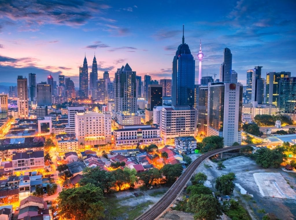 Türk Hava Yolları ile Dolu Dolu Malezya ( Singapur Gidiş Kualalumpur Dönüş )