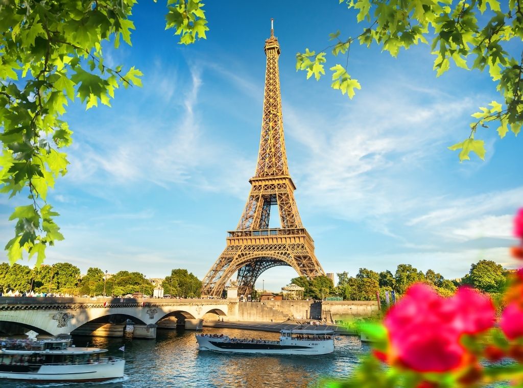 Türk Hava Yolları ile Benelüks Paris Turu 6 Gece 7 Gün (düsseldorf Gidiş- Dönüş)